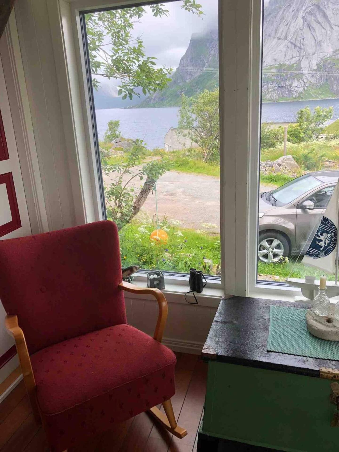 Reinefjorden Lodge Екстериор снимка