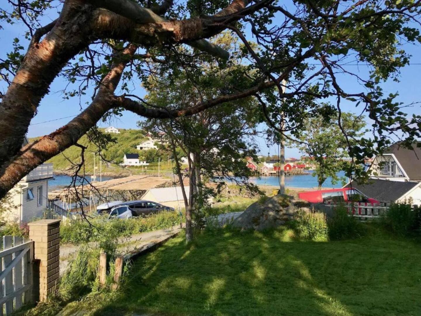 Reinefjorden Lodge Екстериор снимка
